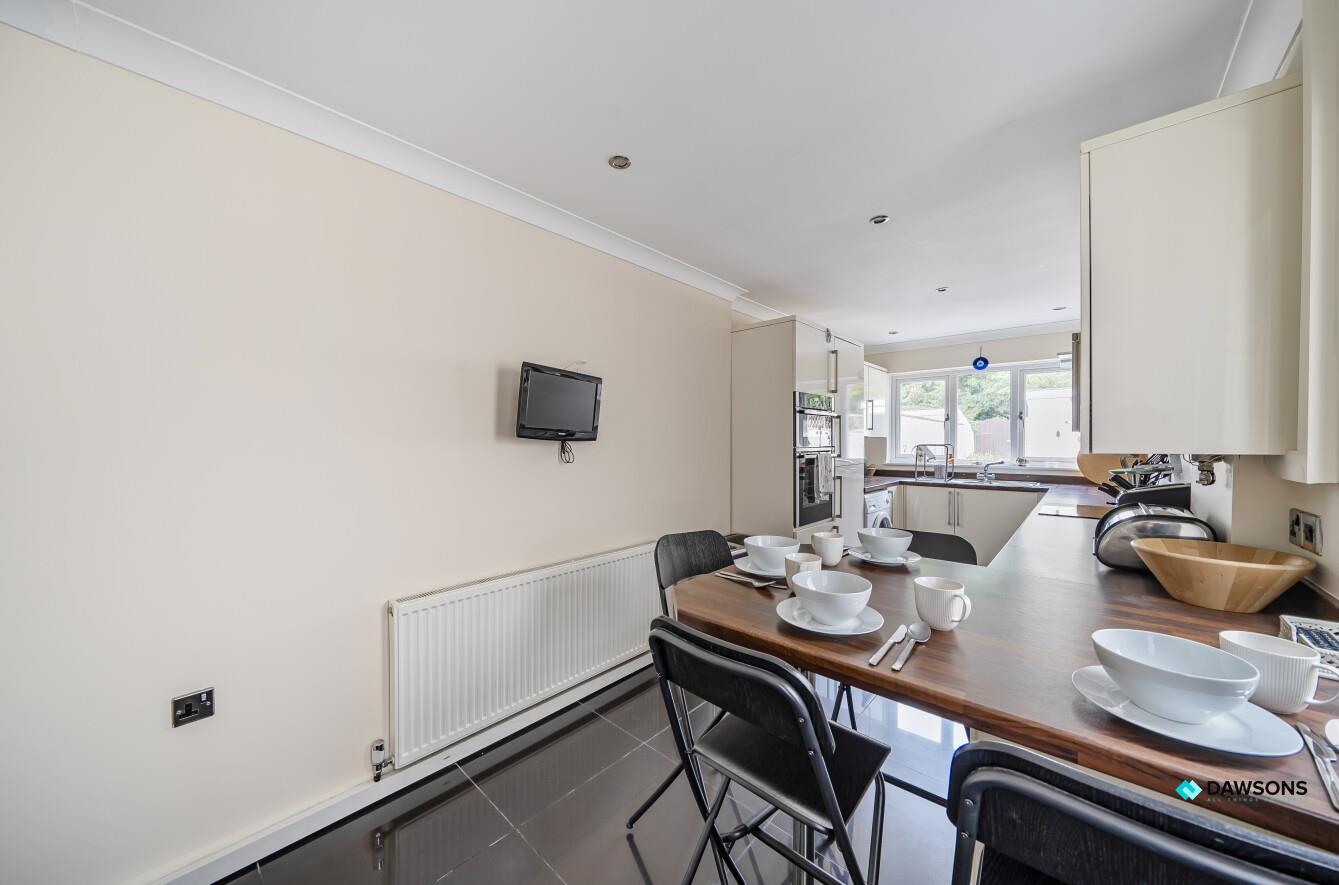 Alstred Street, Kidwelly, SA17 4TN